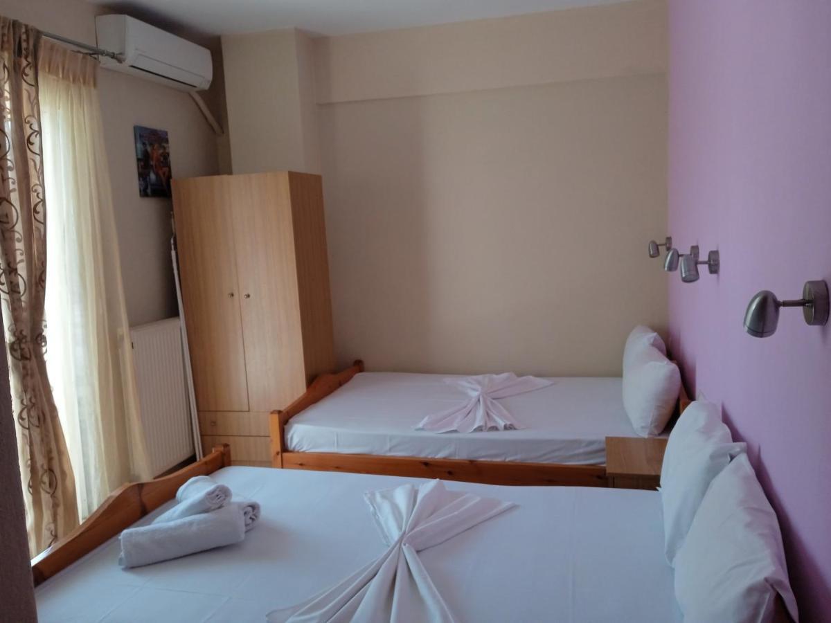 Poseidon Rooms Vrasná Buitenkant foto